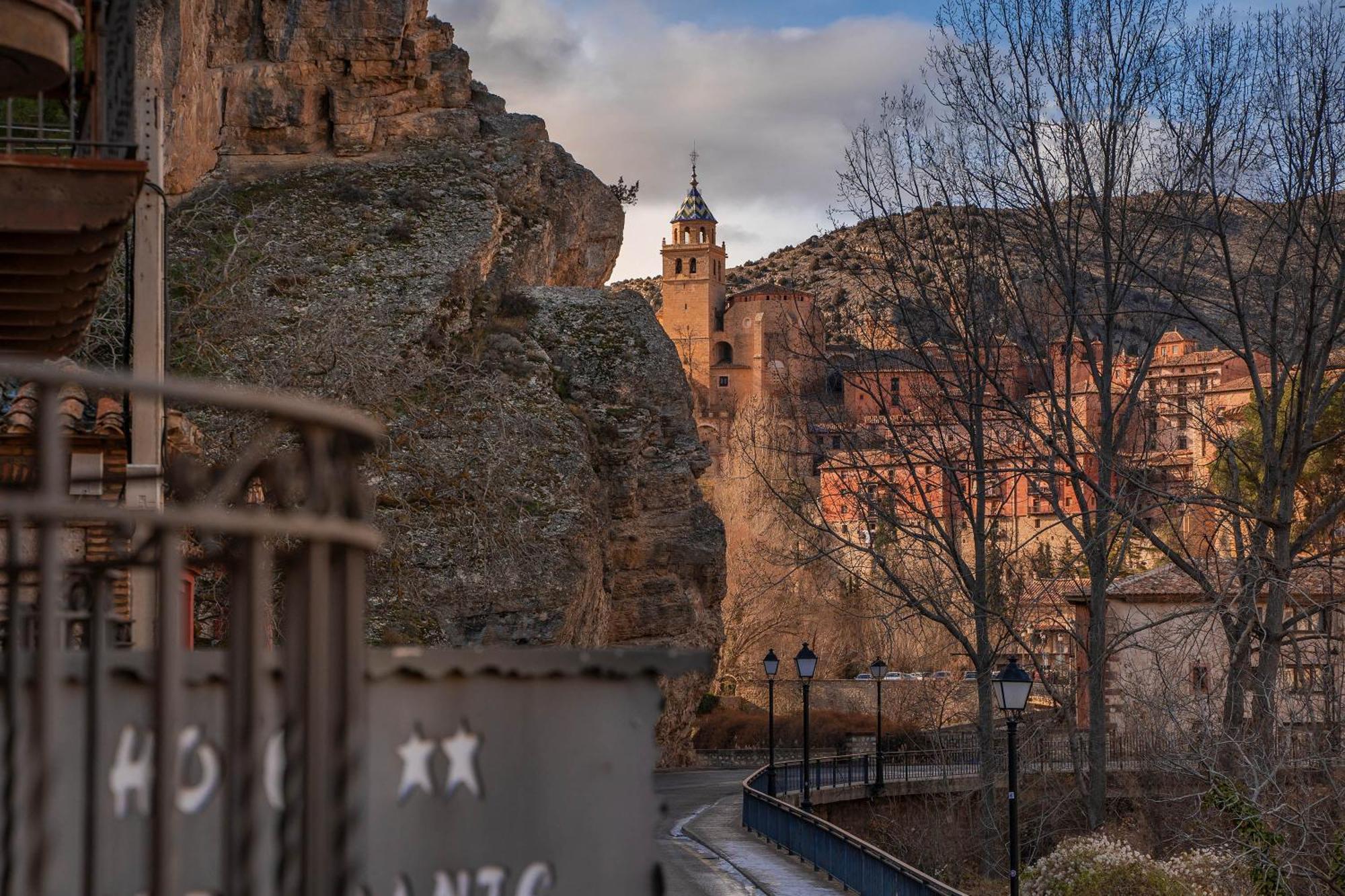Hotel - Restaurante Prado Del Navazo Albarracín エクステリア 写真