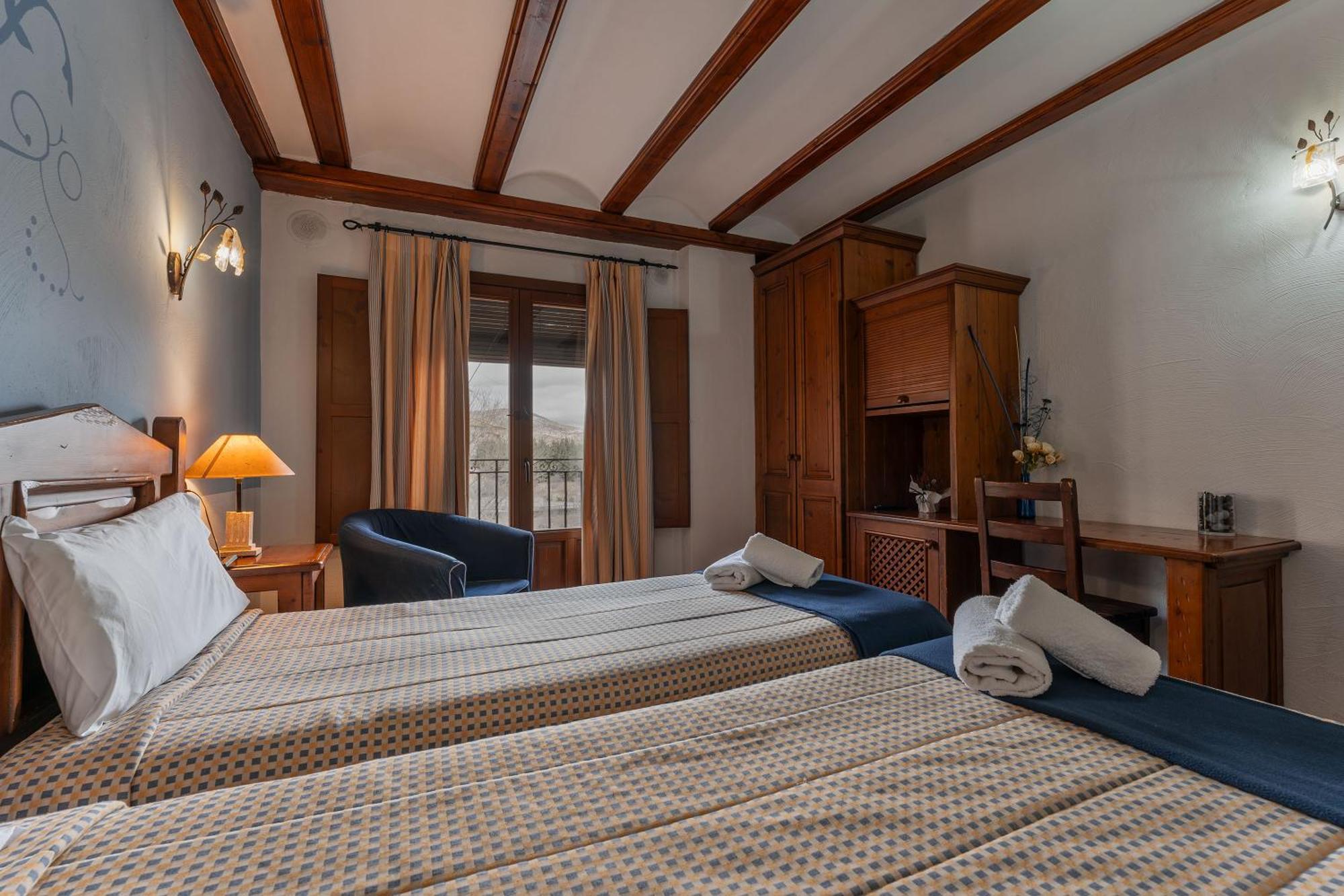 Hotel - Restaurante Prado Del Navazo Albarracín エクステリア 写真