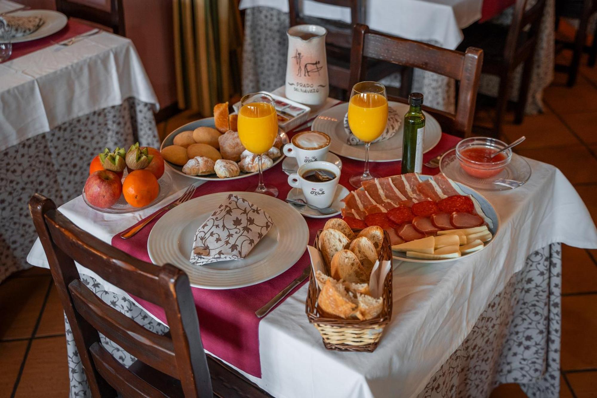 Hotel - Restaurante Prado Del Navazo Albarracín エクステリア 写真