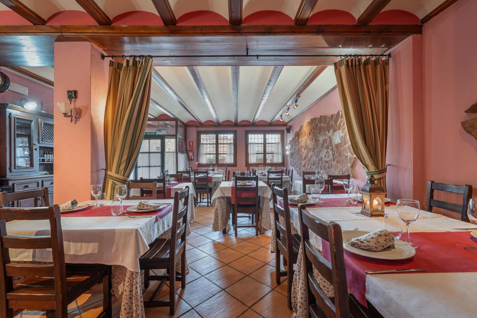 Hotel - Restaurante Prado Del Navazo Albarracín エクステリア 写真