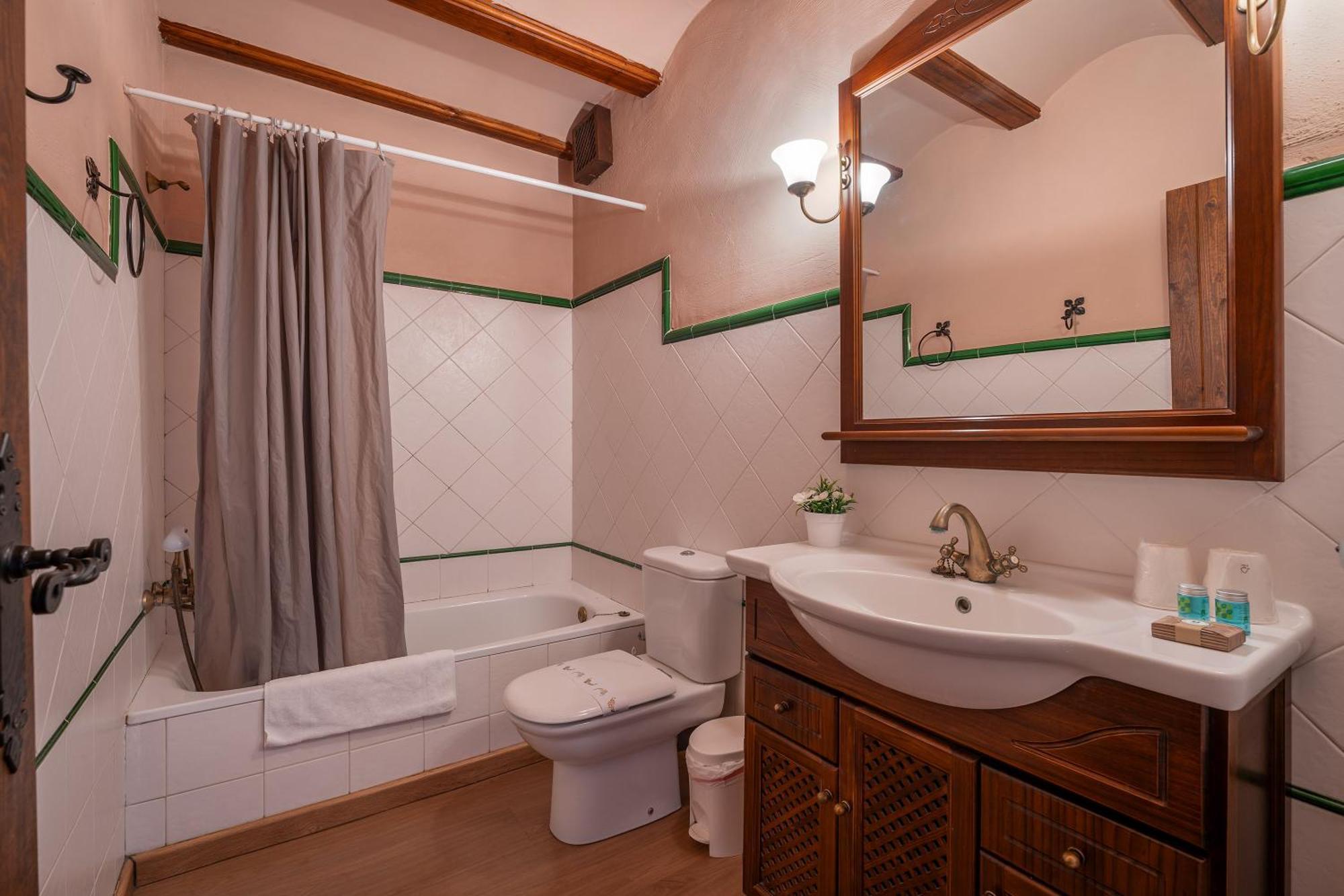 Hotel - Restaurante Prado Del Navazo Albarracín エクステリア 写真