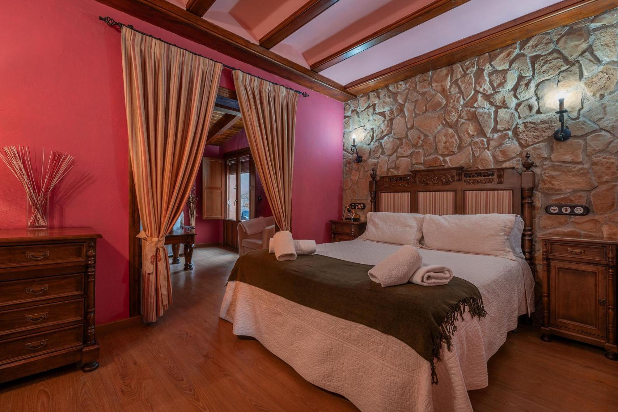 Hotel - Restaurante Prado Del Navazo Albarracín エクステリア 写真